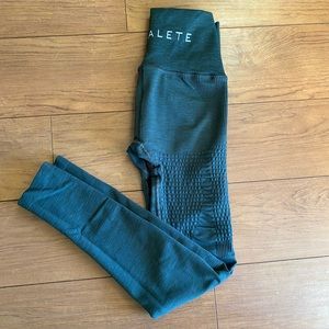 Woman’s alphalete leggings, size S NWOT